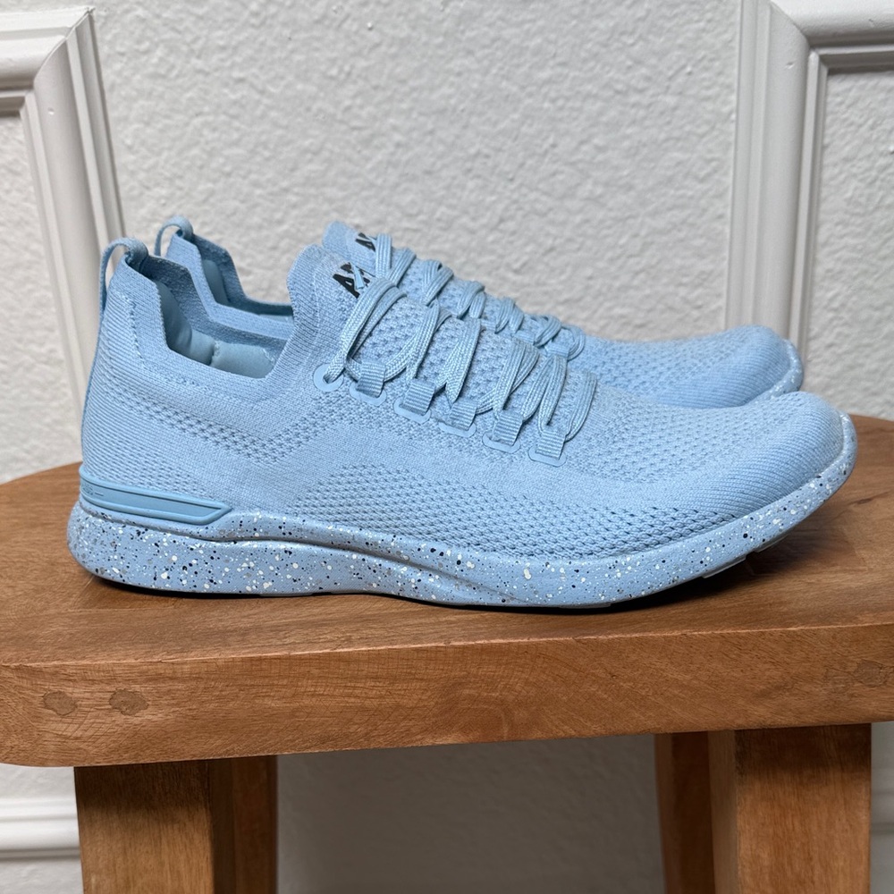 APL Techbloom Breeze